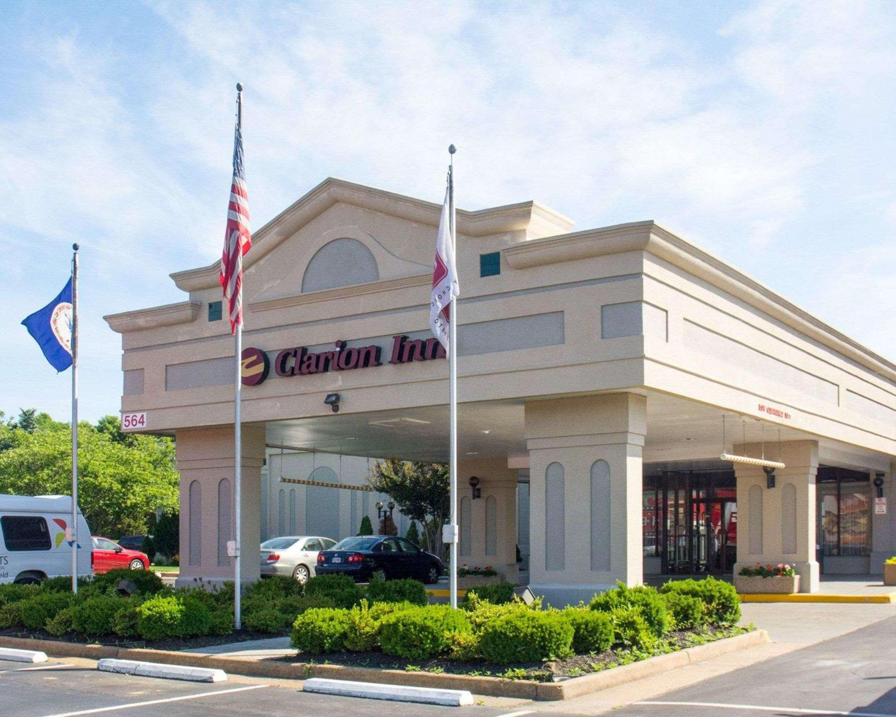 Clarion Inn Fredericksburg Bagian luar foto